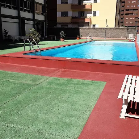 아파트 En La Rambla Con Piscina *